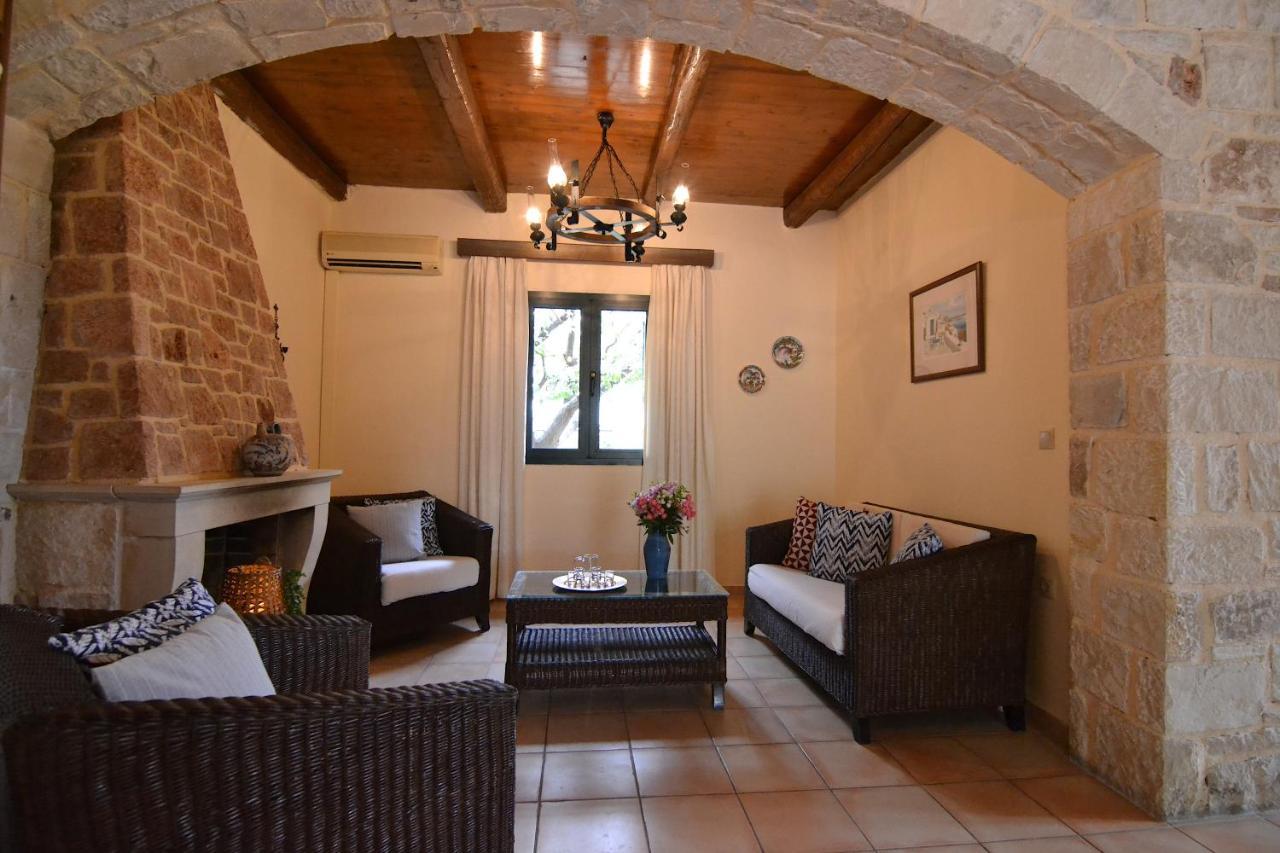 Christina Villas- Minoan Inland Pentamodi Ngoại thất bức ảnh
